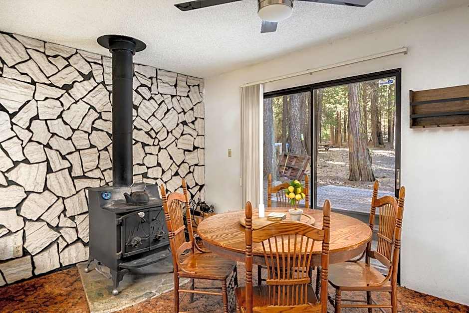 Escape to The Cabin, 1GB Fiber Ultrafast Wifi!