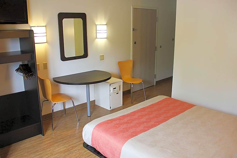 Motel 6-Milan, OH - Sandusky