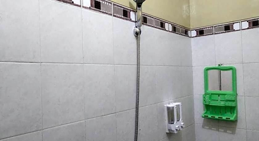 Hotel Pekalongan Syariah Mitra RedDoorz