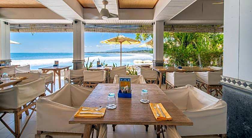 Bombora Medewi Wavelodge