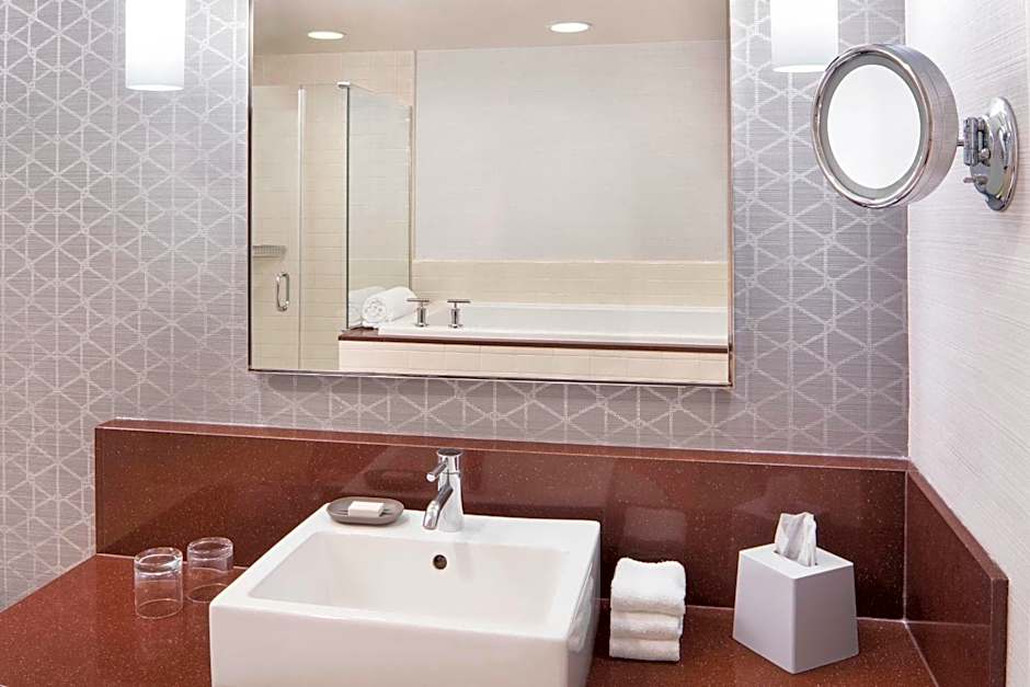 Le Meridien Arlington