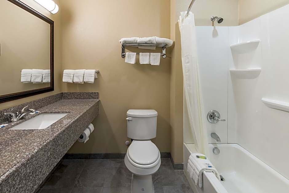 Scottish Inns & Suites