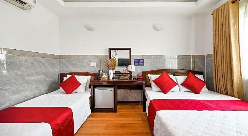 Duc Minh Saigon Airport Hotel