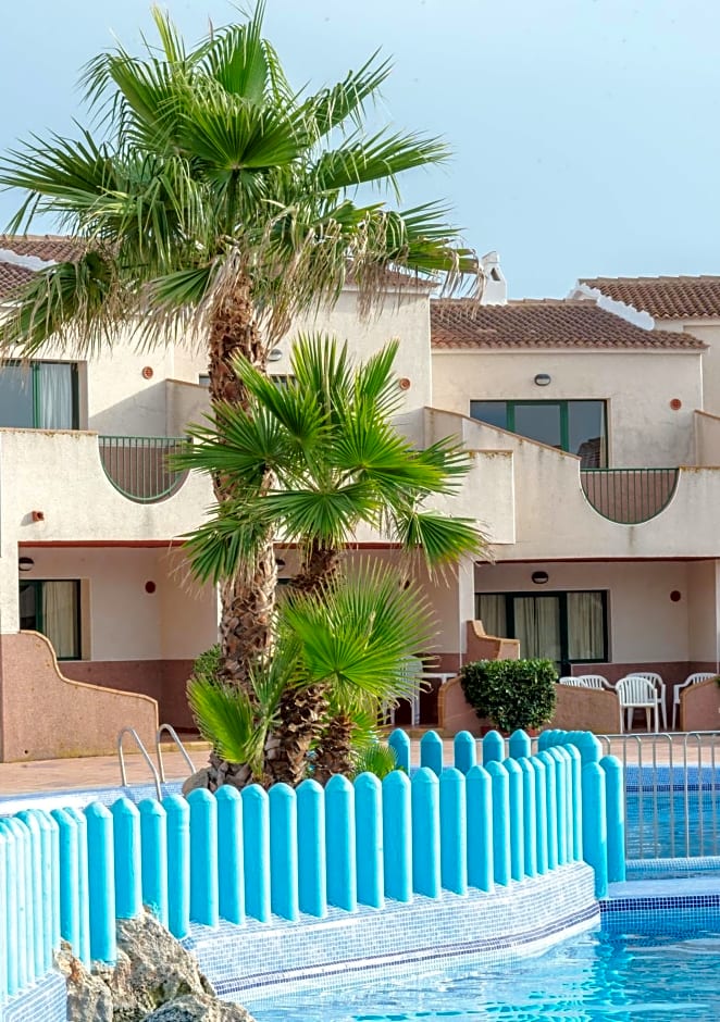 Apartamentos Lentiscos by MIJ