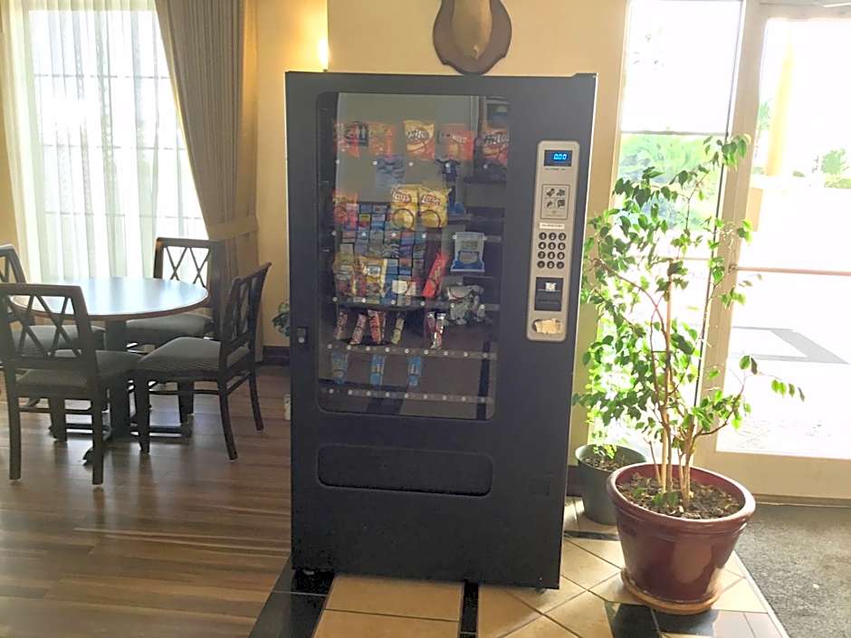 Days Inn by Wyndham Robstown