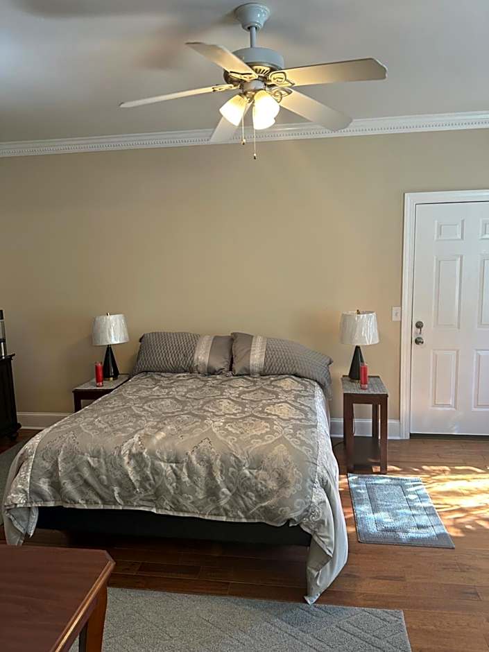 MooreField Suites Greensboro East