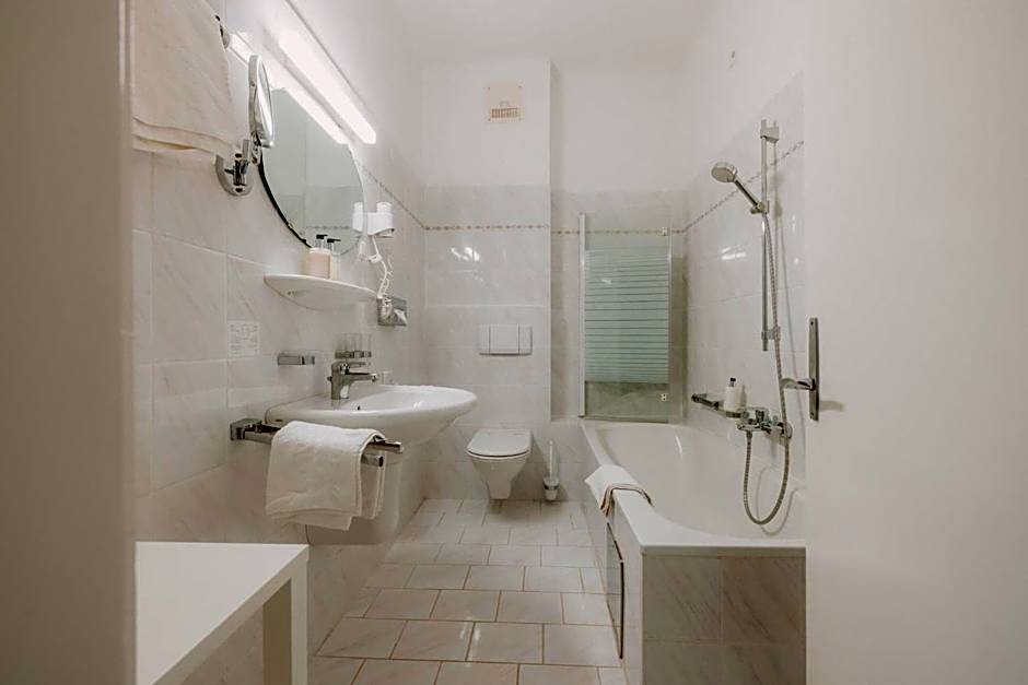 Inselhotel Faakersee