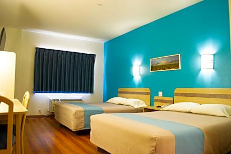 Queen Room with Two Queen Beds - Non-Smoking
