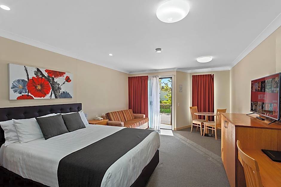 Eastgate on the Range Motel