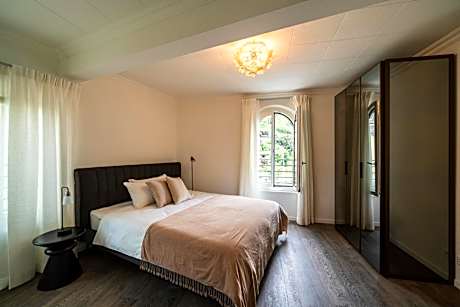 Double Room with Lake View