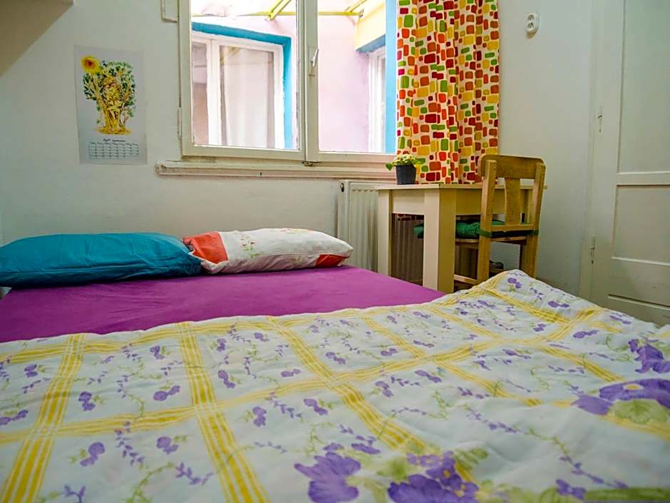 Shantihome Hostel Izmir