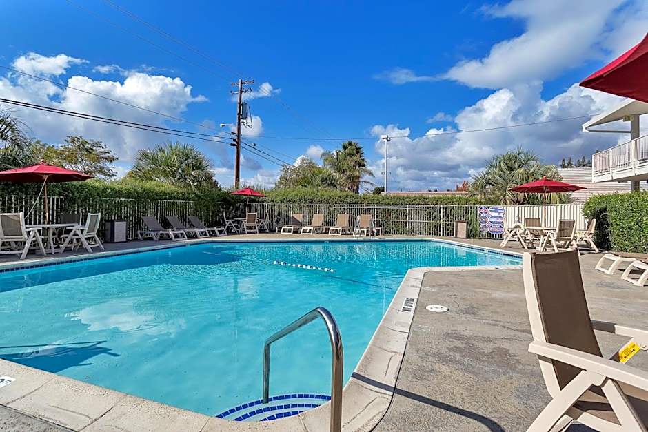 Motel 6 Santa Rosa - South