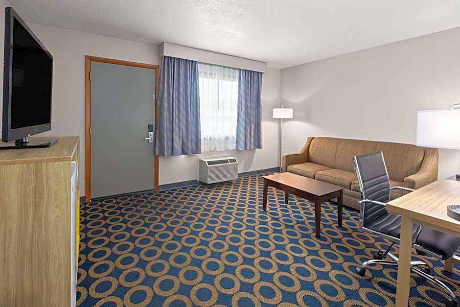 Days Inn by Wyndham Wauseon