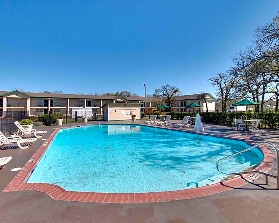 Days Inn By Wyndham Gatesville