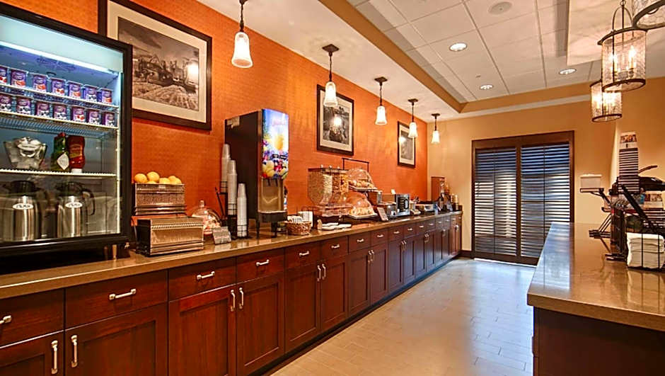 Best Western Plus Dayton Hotel & Suites