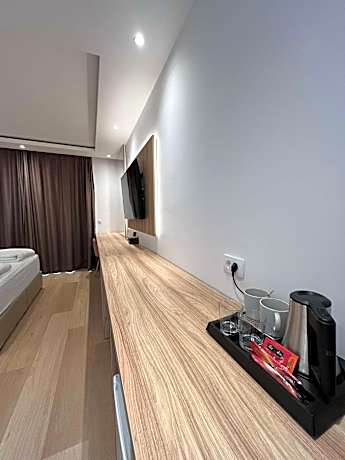 Double Room with Pool View