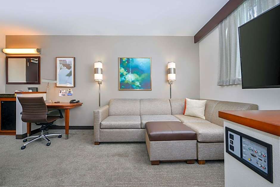 Hyatt Place Chesapeake/Greenbrier