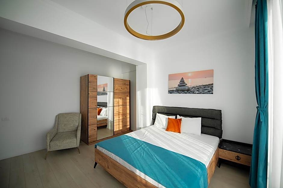 Solid Magic Apart Hotel