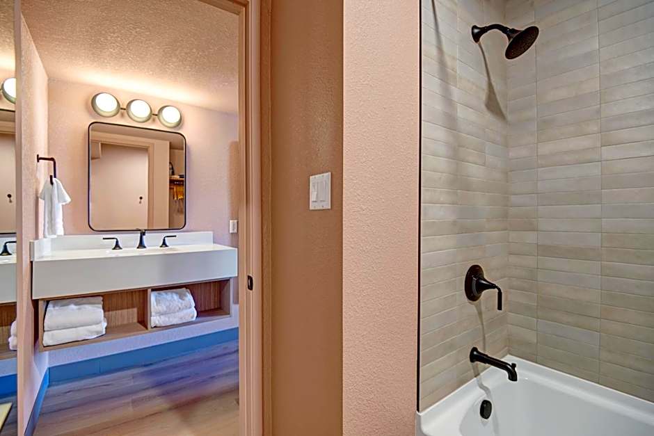 The Dunes Hotel (Palm Springs)