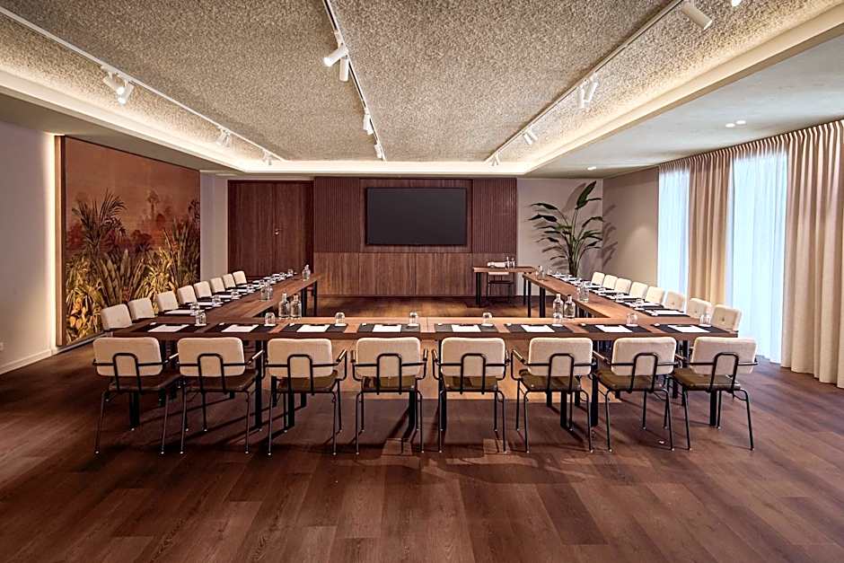 Van der Valk Hotel Dennenhof