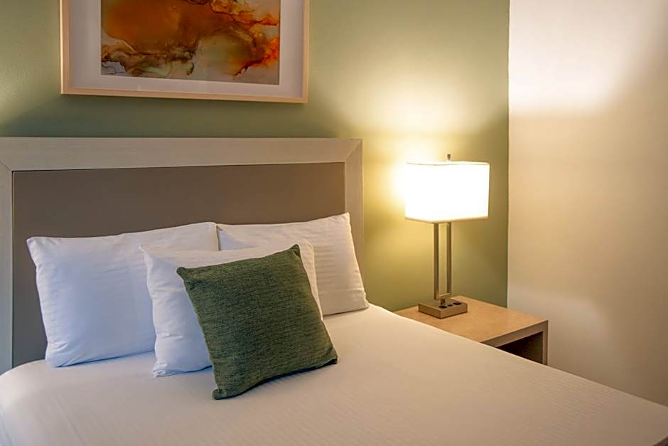 Stanza Hotel