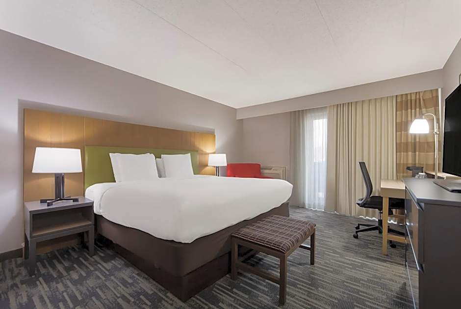 Wingate by Wyndham Lincoln Airport East