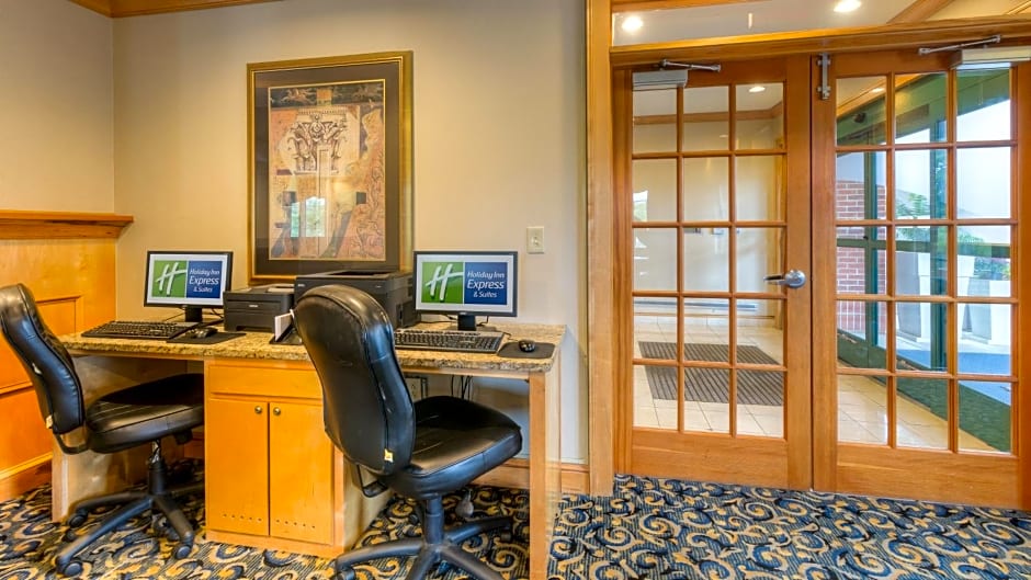 Holiday Inn Express Hotel & Suites Memphis Southwind By IHG