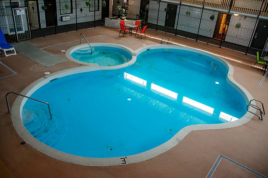 Ramada by Wyndham Medicine Hat