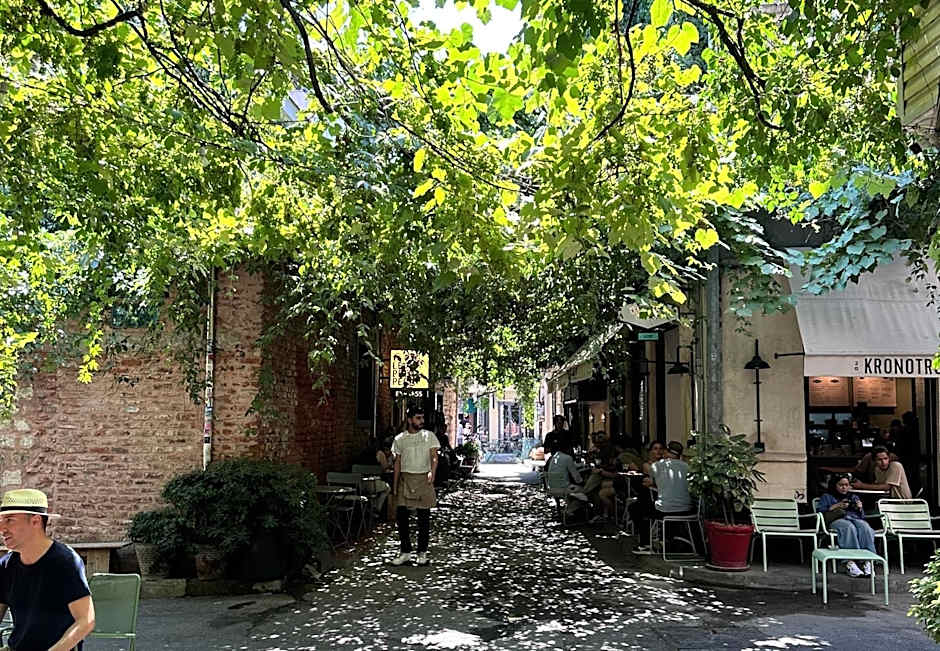 Casa Rosa Suites