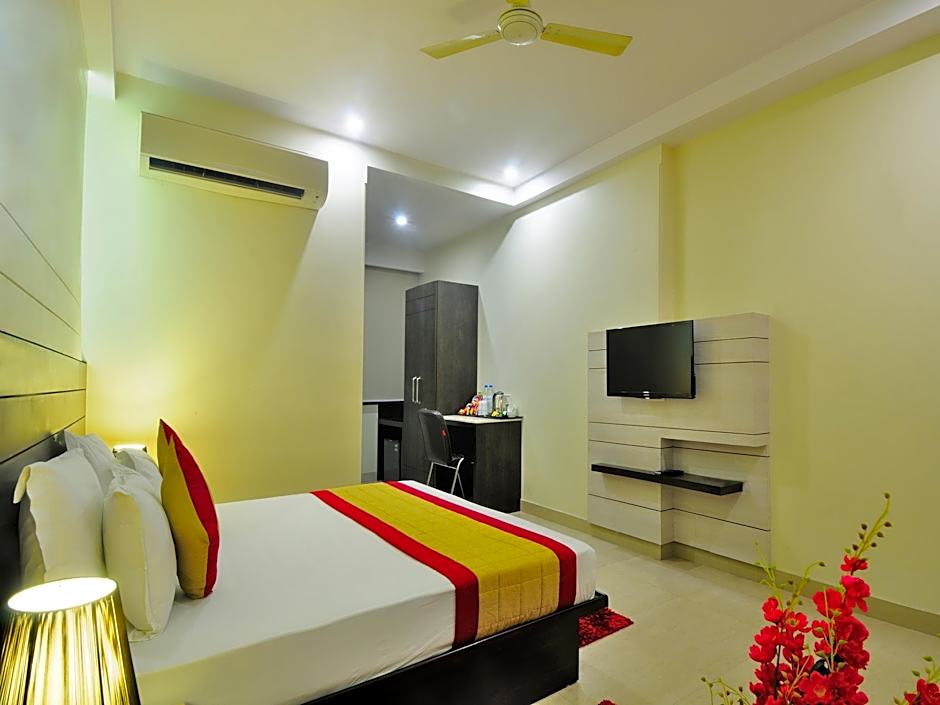 Hotel Sky Rich International