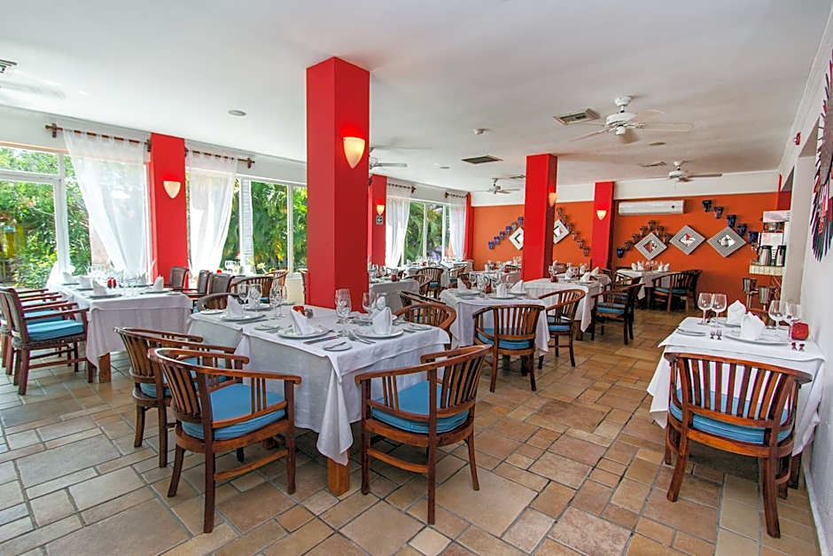 Grand Decameron Complex Bucerias, A Trademark All-Inclusive Resort