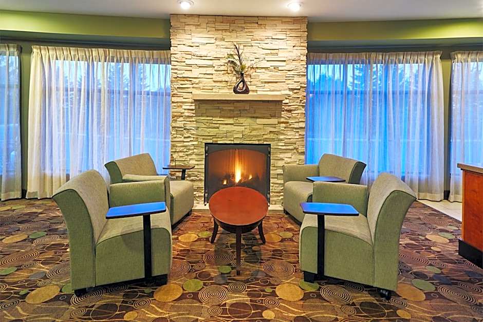 Holiday Inn Express & Suites Verona By IHG