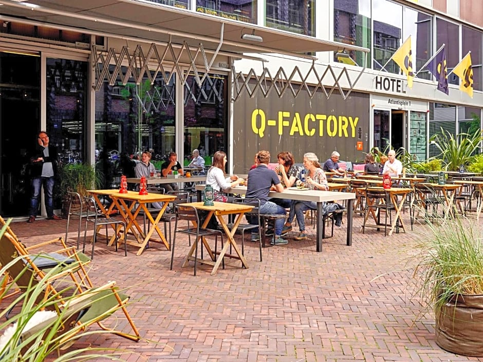 Q-Factory Hotel