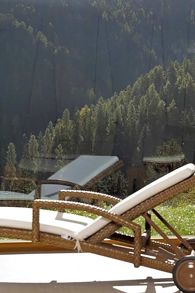 Hotel Arnica Scuol - Adults Only