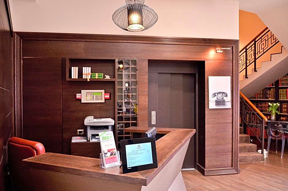 Hotel Capitolina City Chic