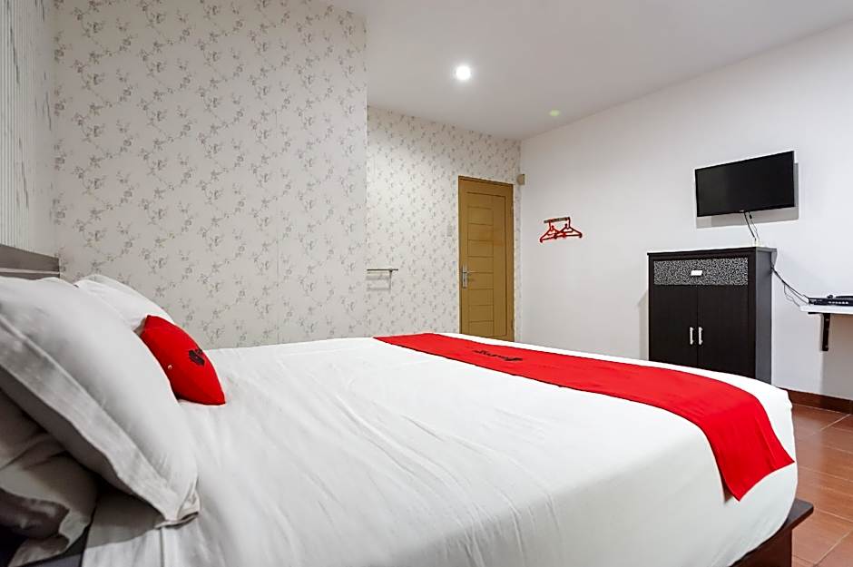 RedDoorz @ Best Hotel Jalan Dr. Sutomo Siantar