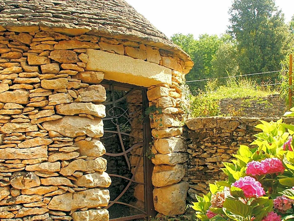 Chambre d'Hôtes La Rossillonie