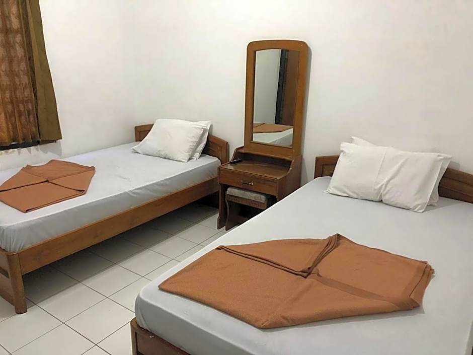 Hotel Baru Inn Batu RedPartner