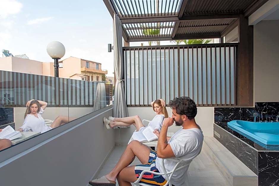 xSuites - Adults Only Boutique Suites with Private Jacuzzi