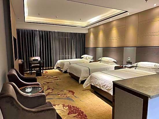 Borrman Hotel Maoming Avenue Donghui City
