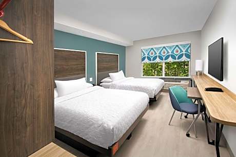 Queen Room with Two Queen Beds