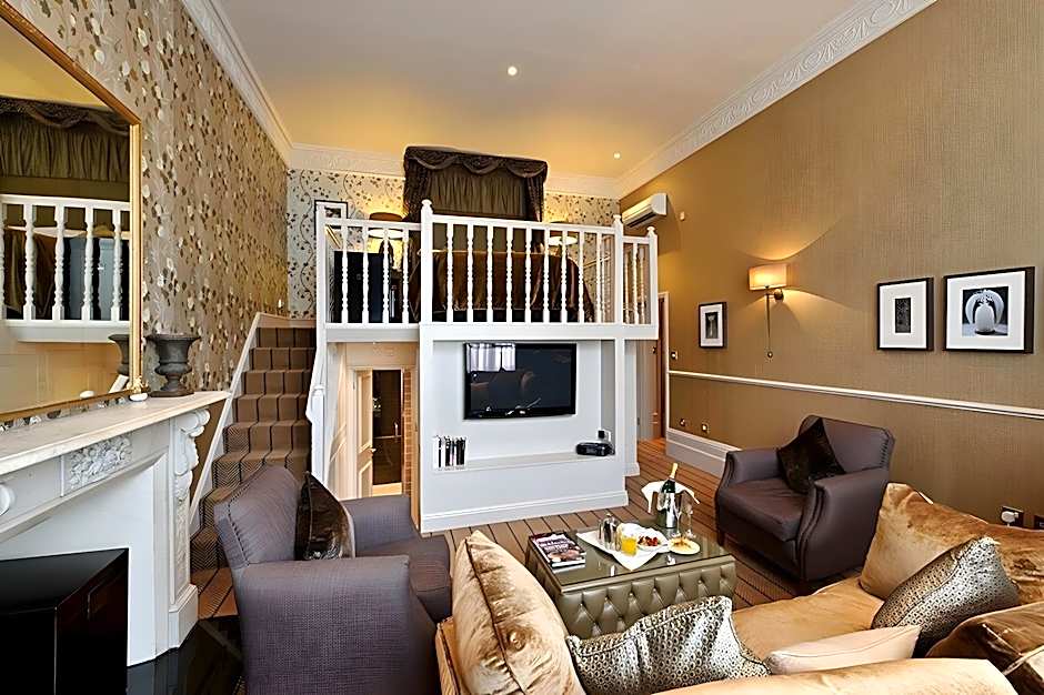 The Colonnade London