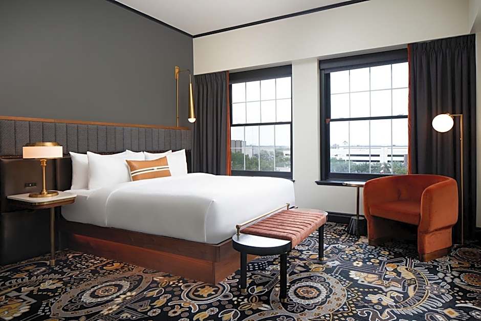 The LaSalle Hotel, Bryan College Station, a Tribute Portfolio Hotel