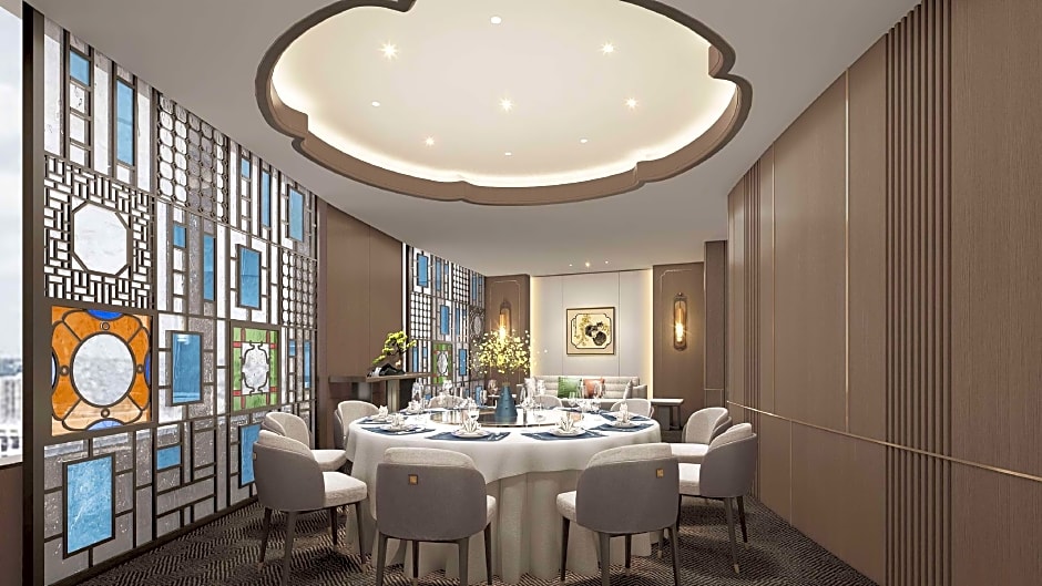 Yuexiu Hotel Guangzhou, Curio Collection by Hilton