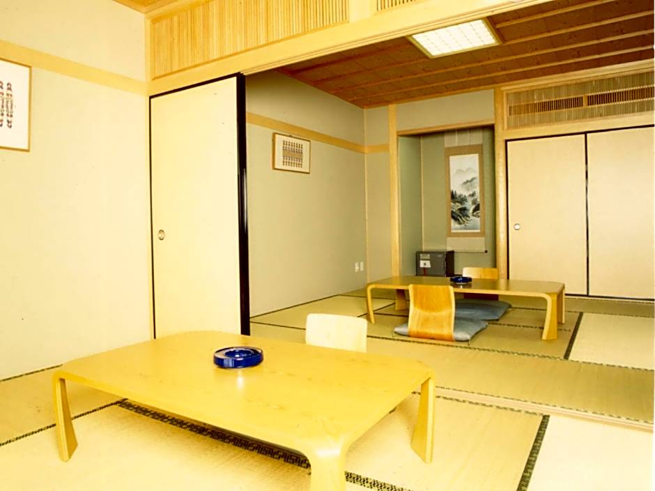 Tomoyama Kanko Hotel