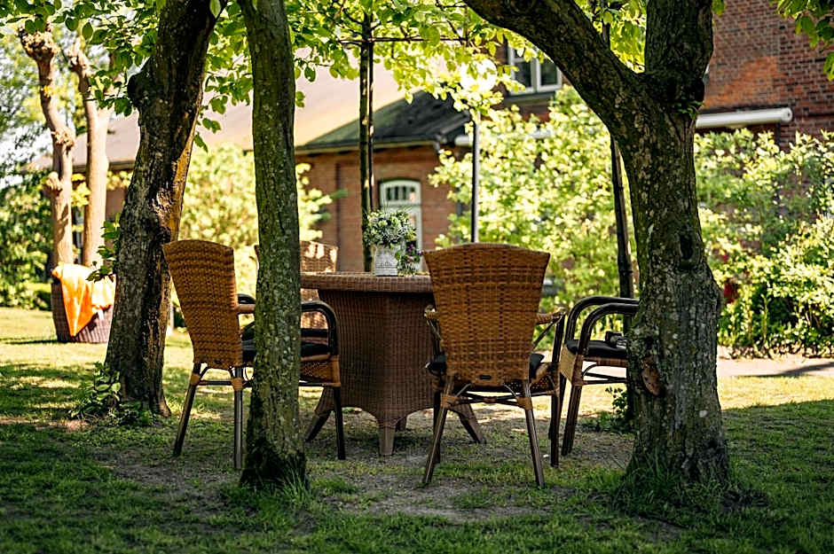 Landgasthof-Unter den Linden