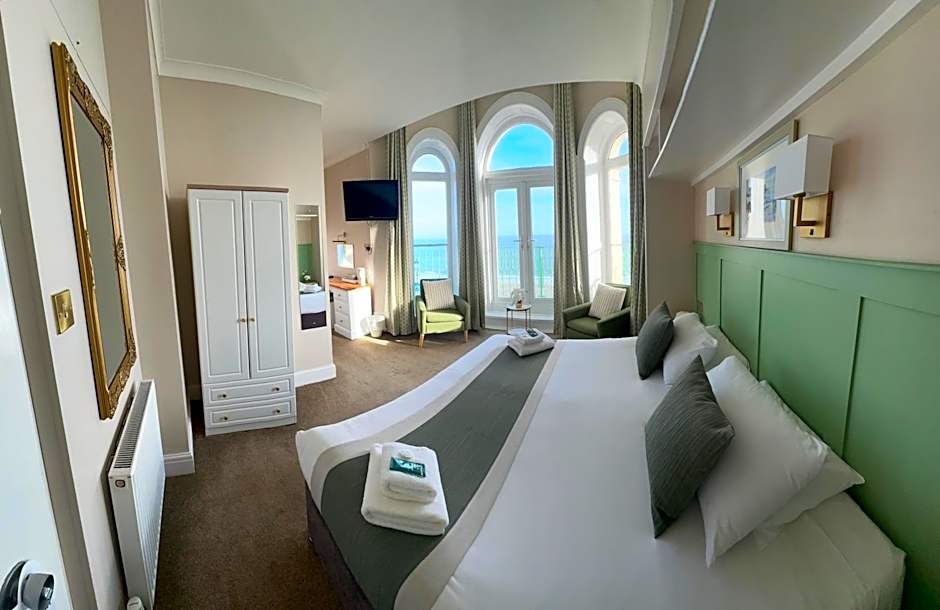 Clarence House Hotel