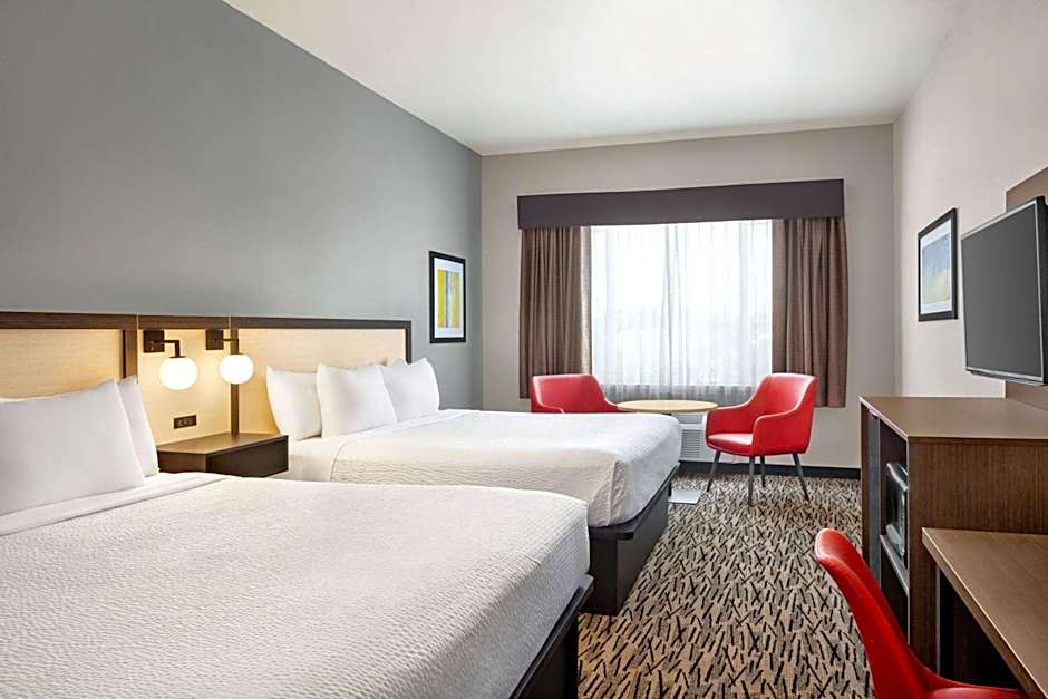 Ramada by Wyndham Marina