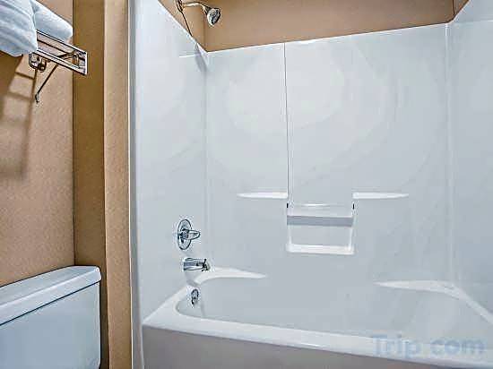Hawthorn Extended Stay by Wyndham Conyers
