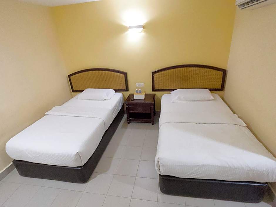 Photo 1 of 1 of Classic 1 Double Bed or 1 Twin Bed